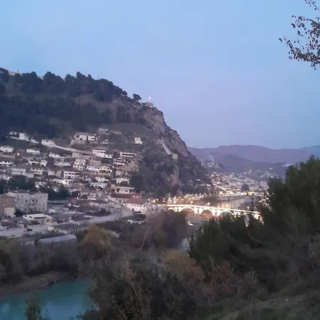 Vila Musta Tatil parkı Berat