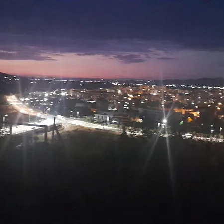 Bujtina Musta * Berat