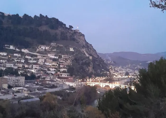 Vila Musta Holiday park Berat